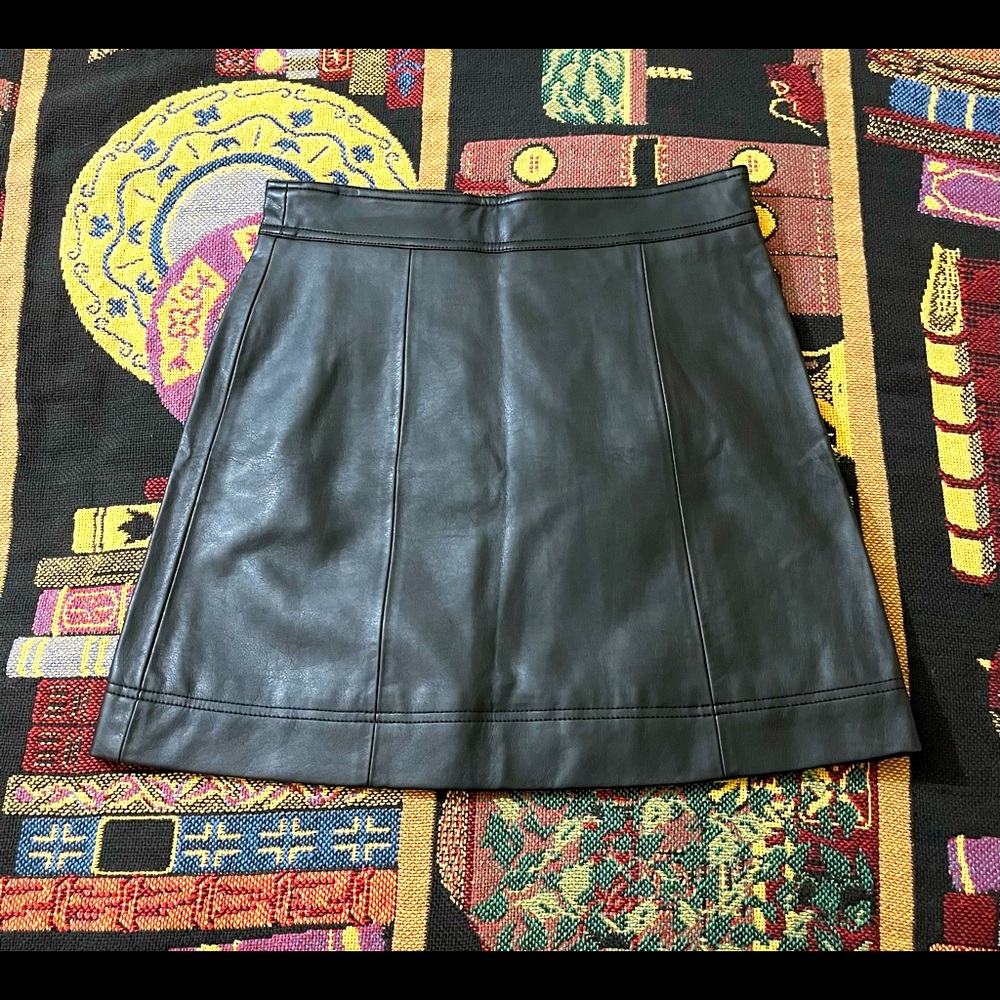 J crew Mercantile black leather skirt